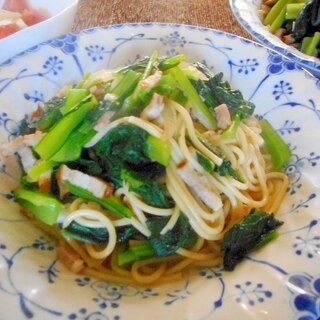 小松菜とベーコンのパスタ